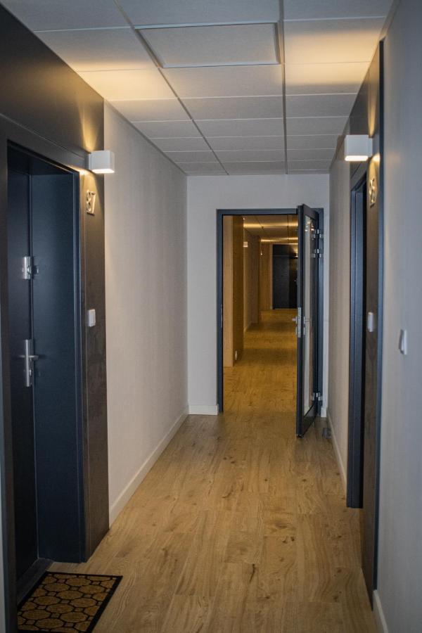 Urban Space Apartament 80 - Free Parking Breslau Exterior foto
